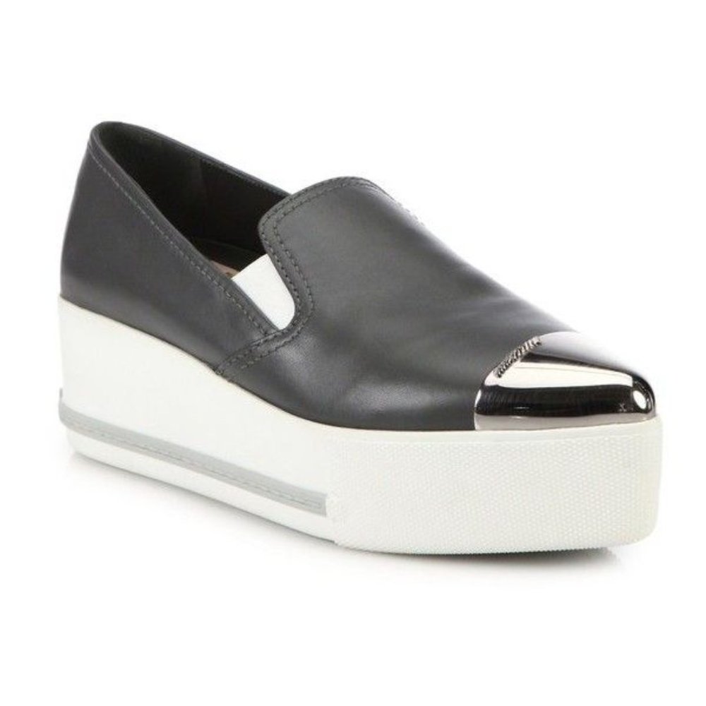 Miu Miu platforms